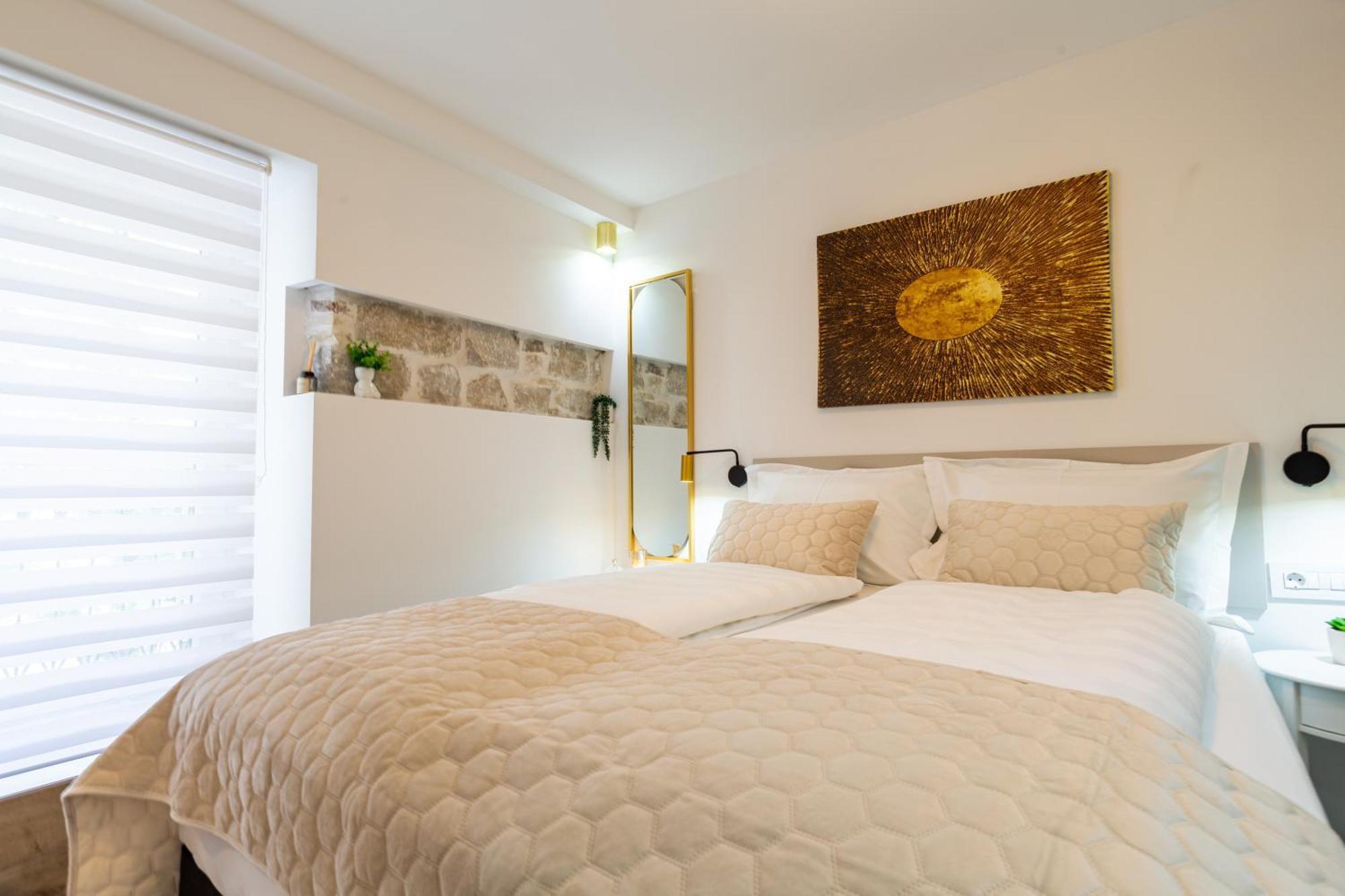 Luxury Lifestyle Rooms Split Eksteriør billede
